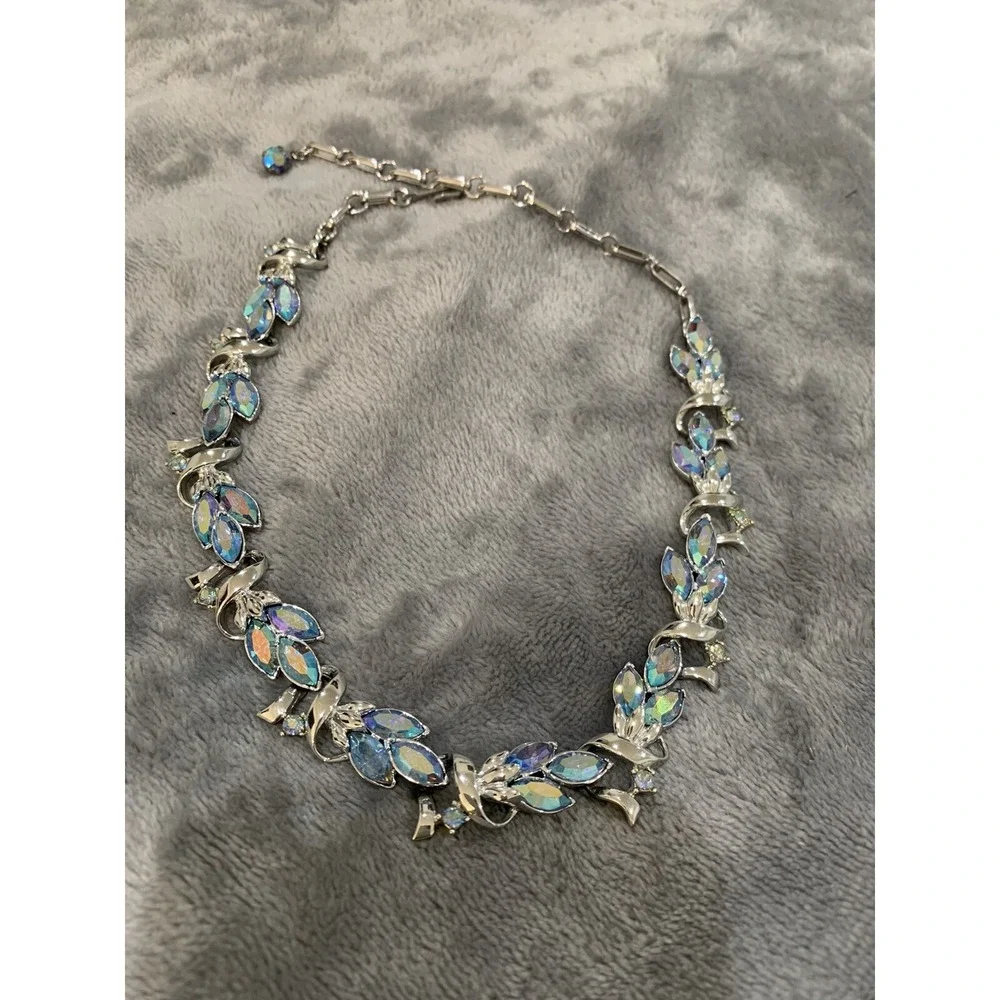 Vintage Signed Coro Blue Aurora Borealis Crystal Silver Tone Leaf Necklace